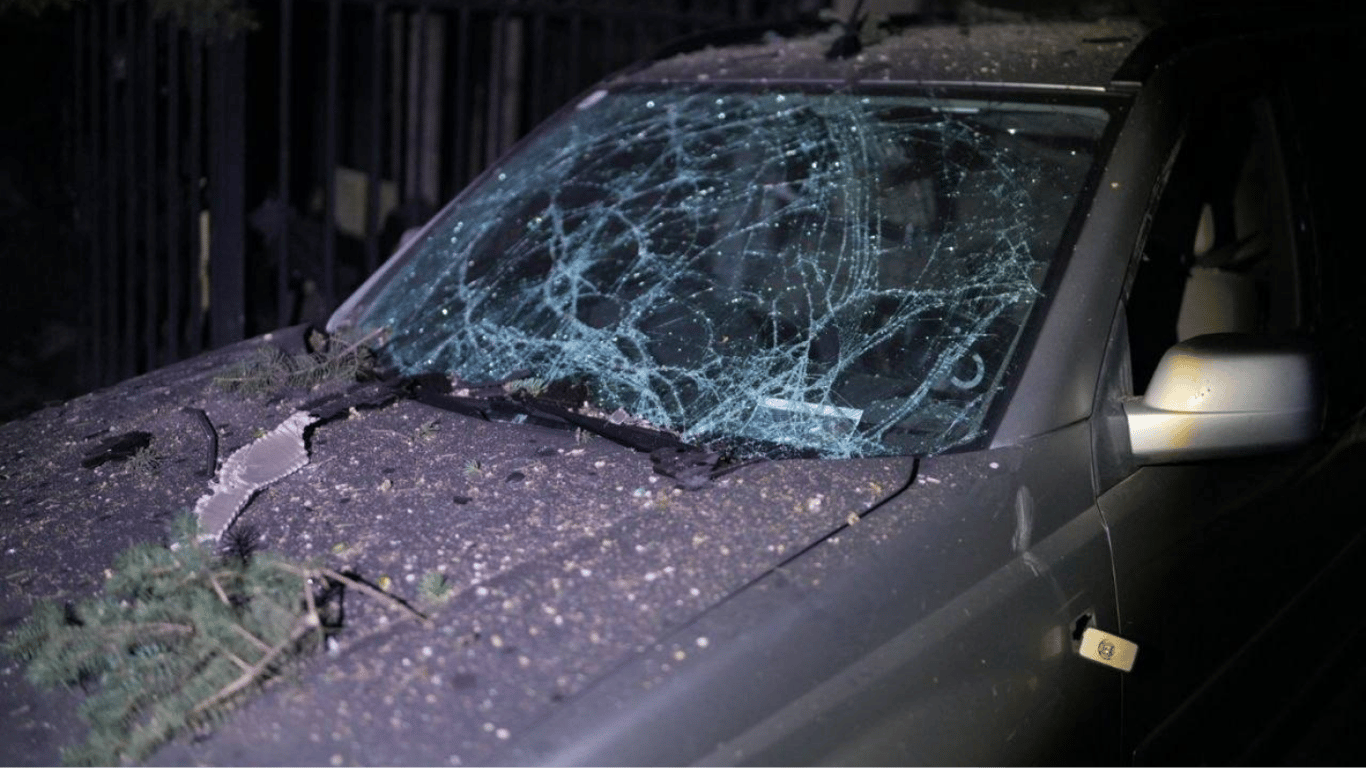 Росіяни обстріляли 44 населених пункти на Запоріжжі за добу: є поранений