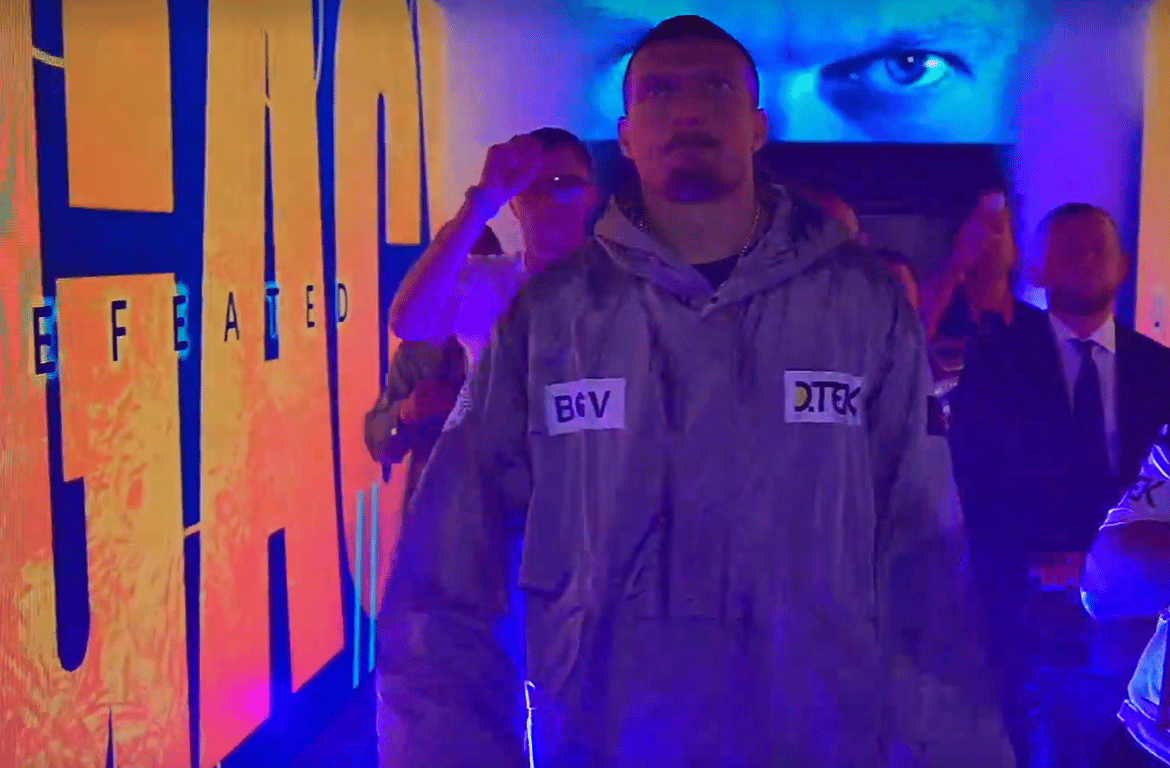 Александр Усик — Даниэль Дюбуа