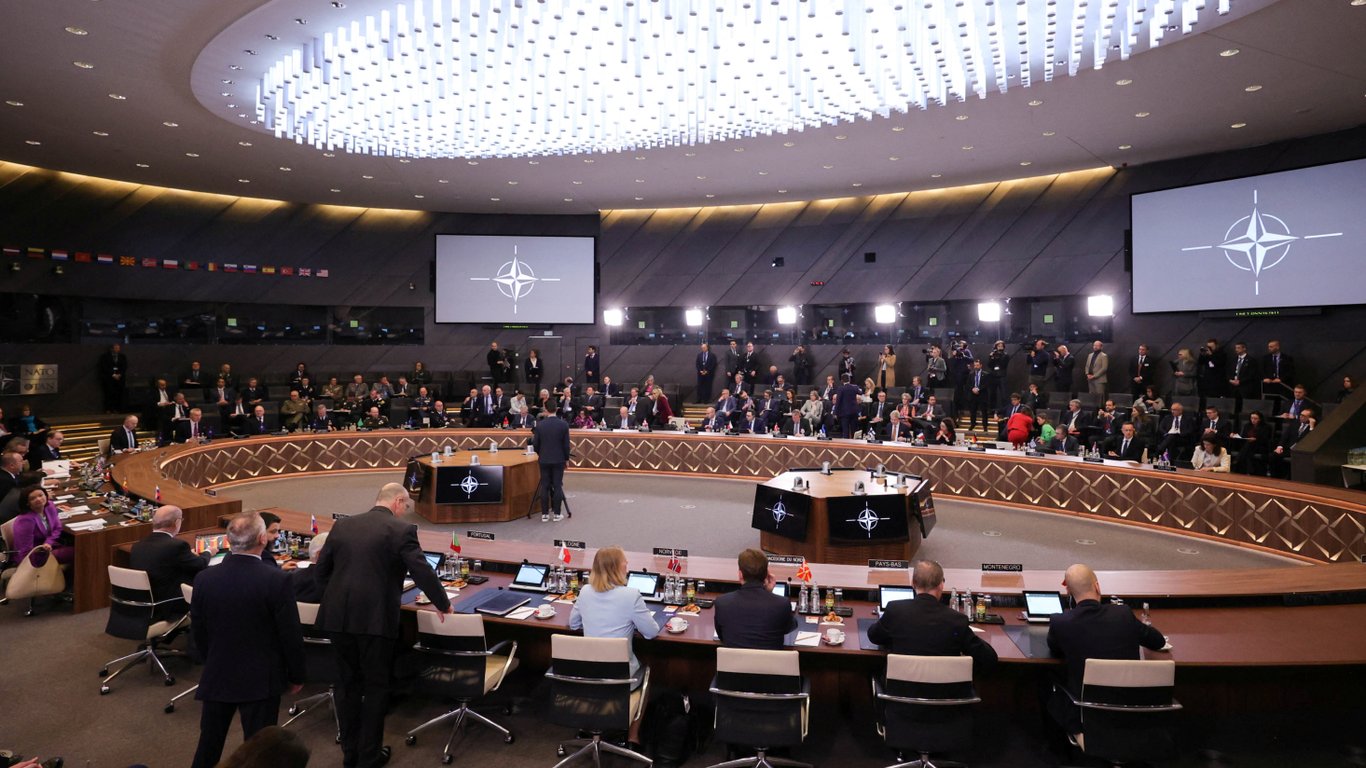 Кулеба принял участие в заседании Комиссии Украина-НАТО: о чем говорила украинская делегация