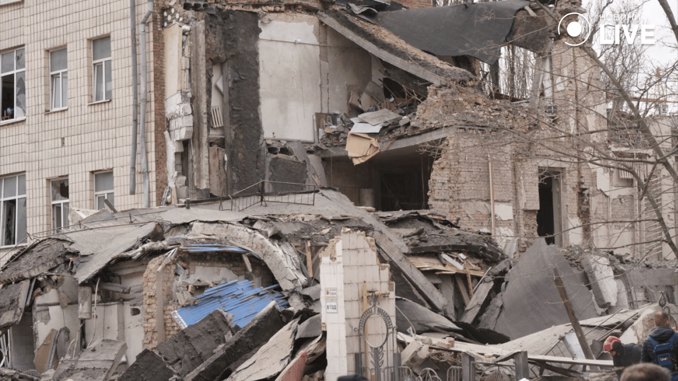 Місце падіння уламків у Києві 25 березня