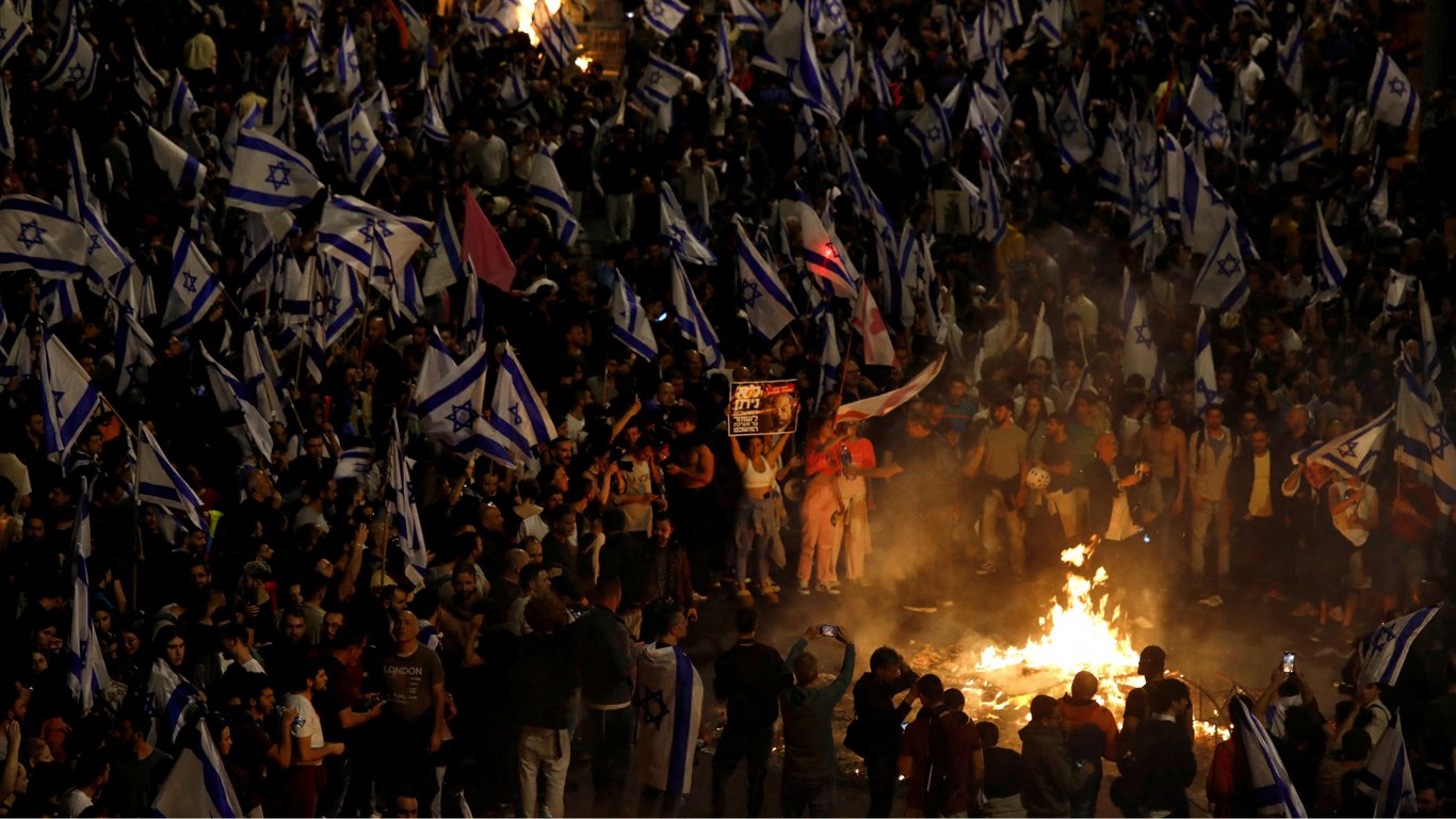 Президент Ізраїлю закликав скасувати судову реформу Нетаньягу після масових протестів