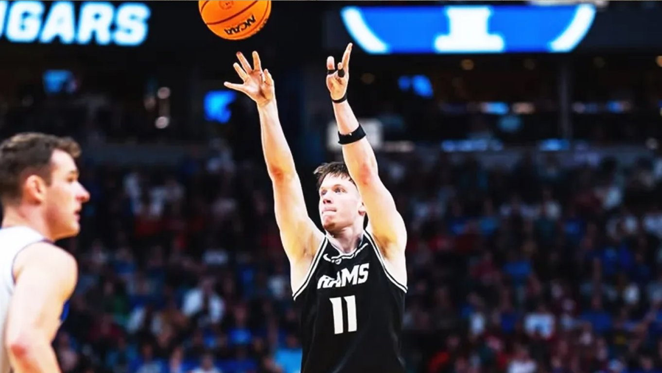 Максим Шульга