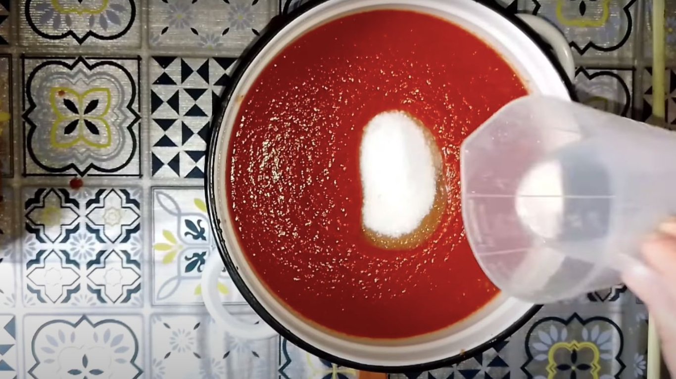 кетчуп на зиму с яблоками