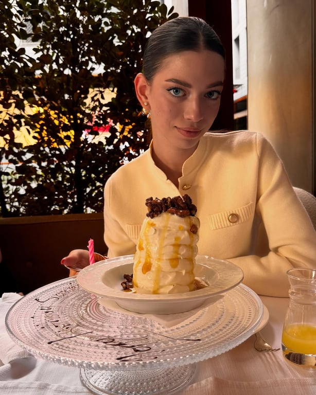 Віра Брежнєва привітала доньку з днем народження