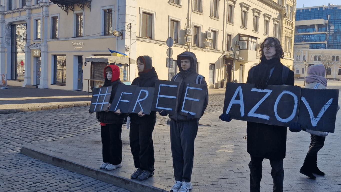 Акция в поддержку пленных в Одессе