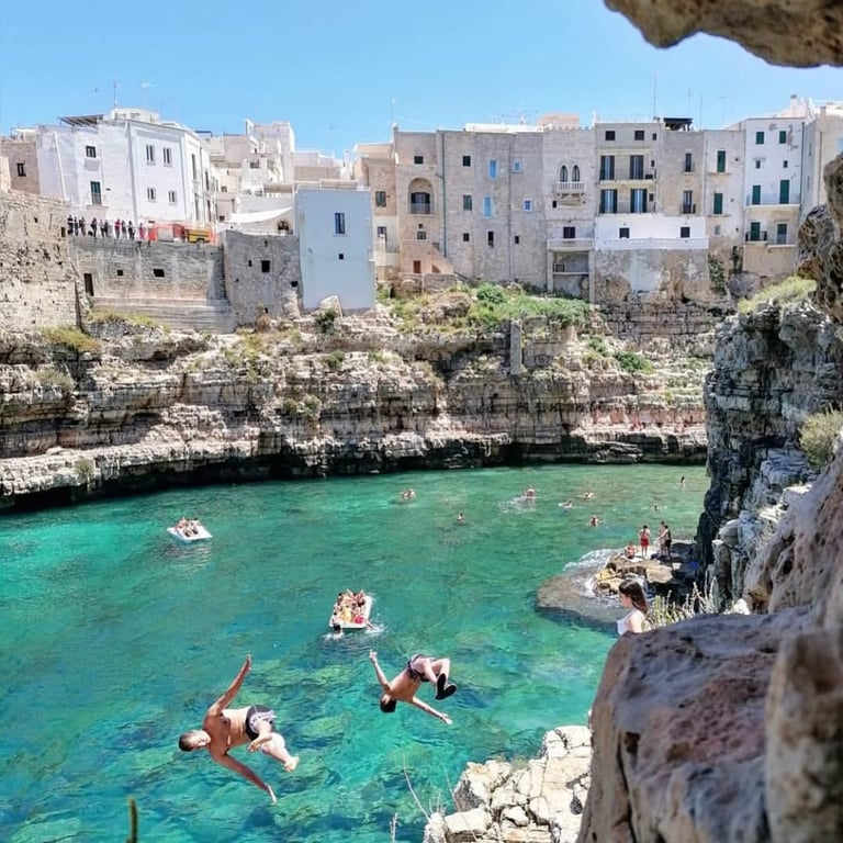 Місто Поліньяро-а-Маре в Італії - фото