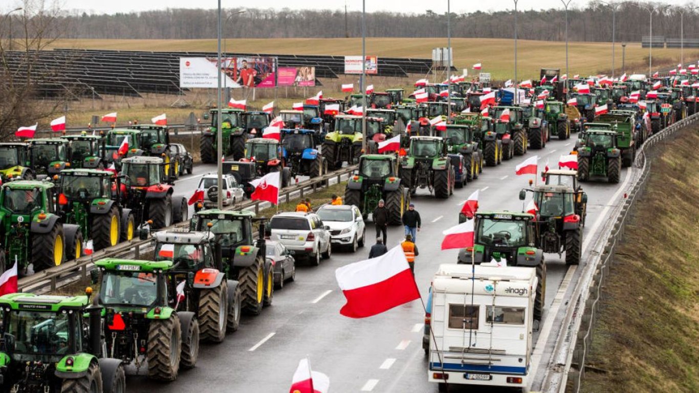 Мэр Львова предложил разрешение зернового кризиса на границе с Польшей