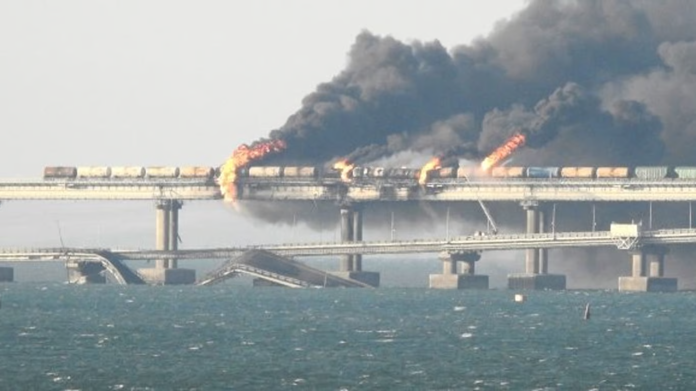 В СМИ раскрыли, когда и как Украина уничтожит Крымский мост