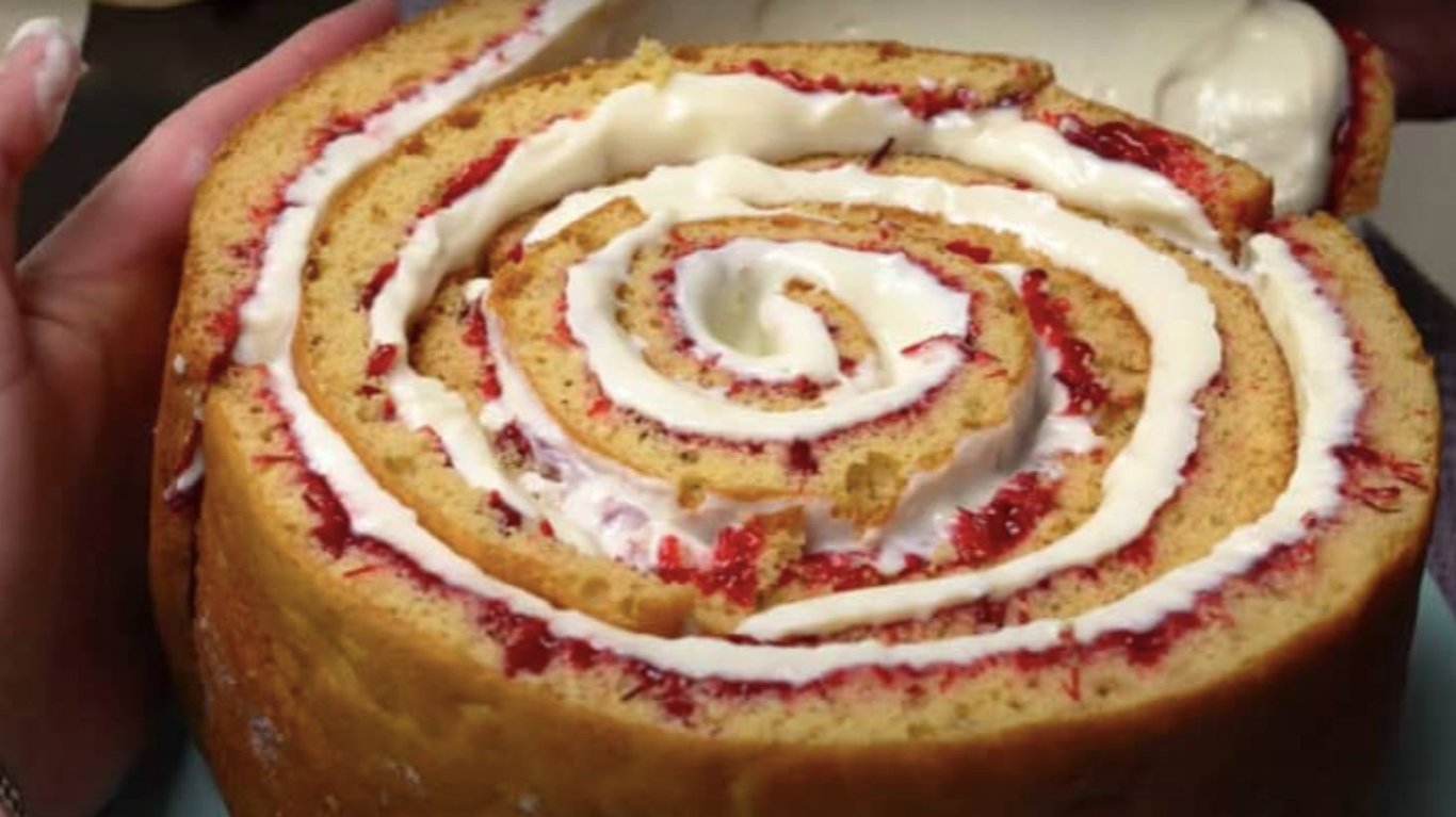 гарний різдвяний торт "Снігур" за 30 хвилин