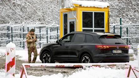 Черги на кордоні — водіїв попереджають про можливі затримки - 285x160