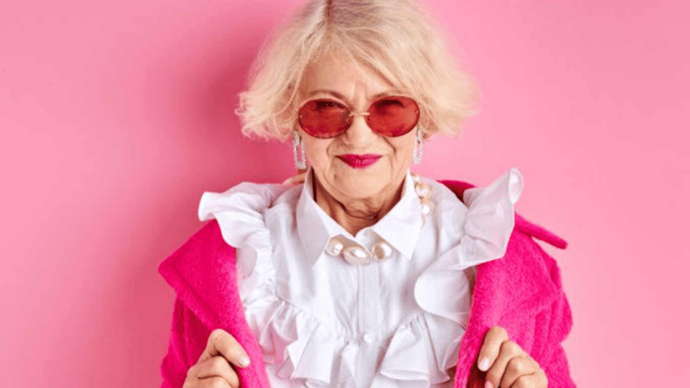 Які речі категорично не можна носити жінкам за 50 років – що кажуть стилісти