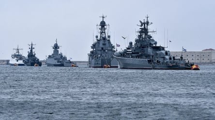 У ВМС повідомили, скільки кораблів у Чорне море вивели окупанти - 285x160