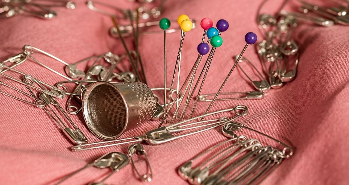 Иголки и шпильки