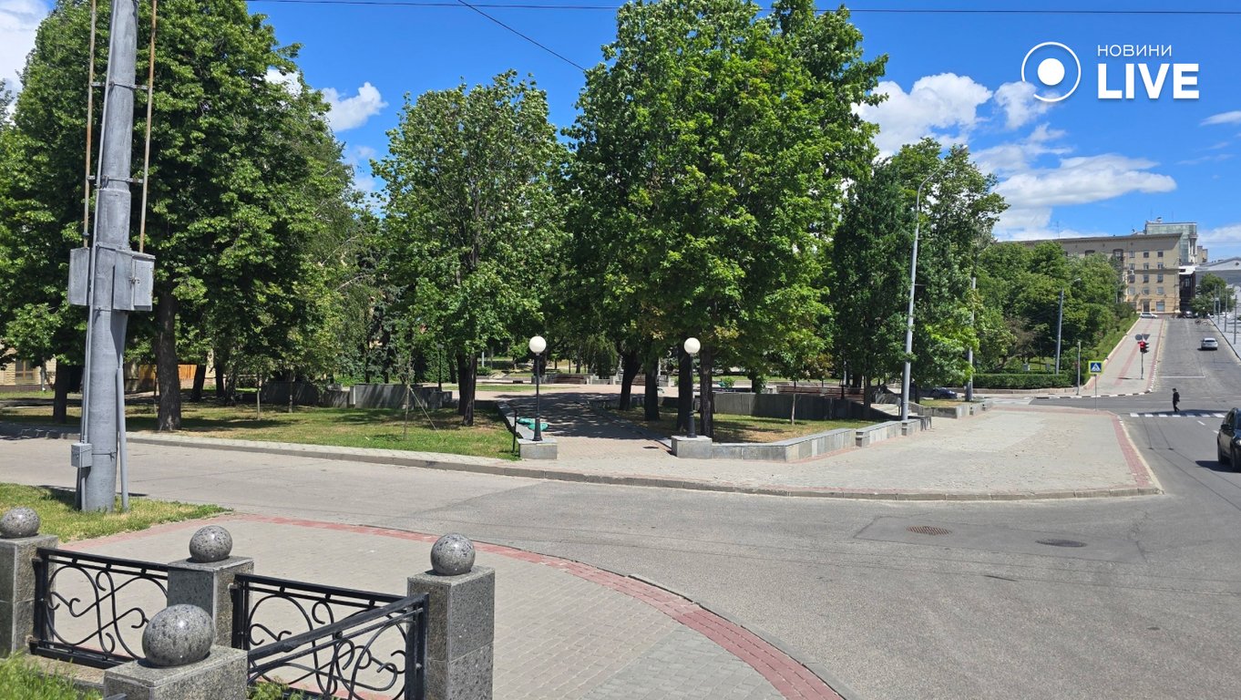 Сквер Тихонова у Харкові