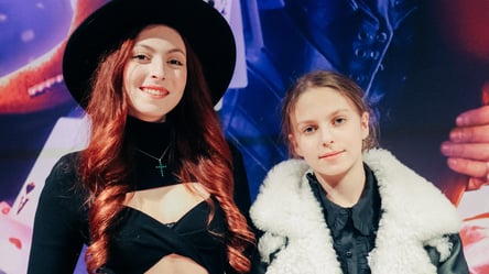 Анна Трінчер та доньки Полякової оцінили магічне шоу в столиці - 285x160