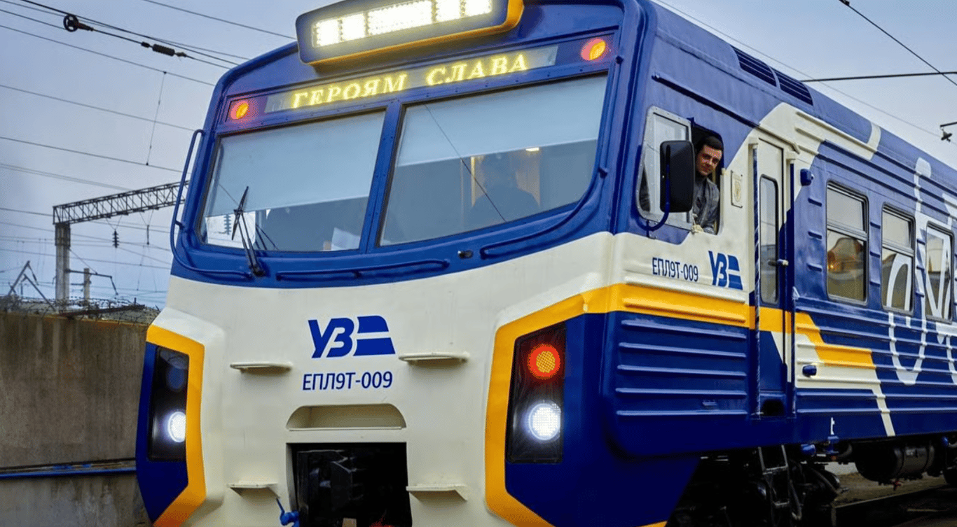 Укрзалізниця запустила новий потяг до Житомира - фото 1