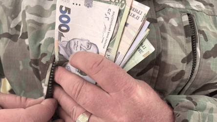 Цена войны для людей — что на самом деле удерживает гривну - 285x160