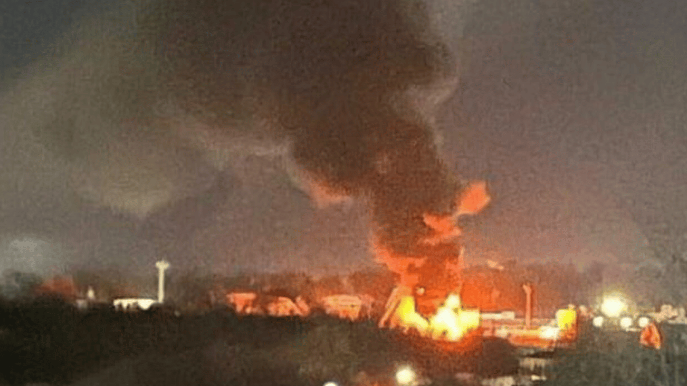 У Бєлгородській області гримлять потужні вибухи