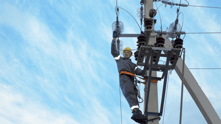 Без світла п'ять областей — у Міненерго про стан енергосистеми - 304x171