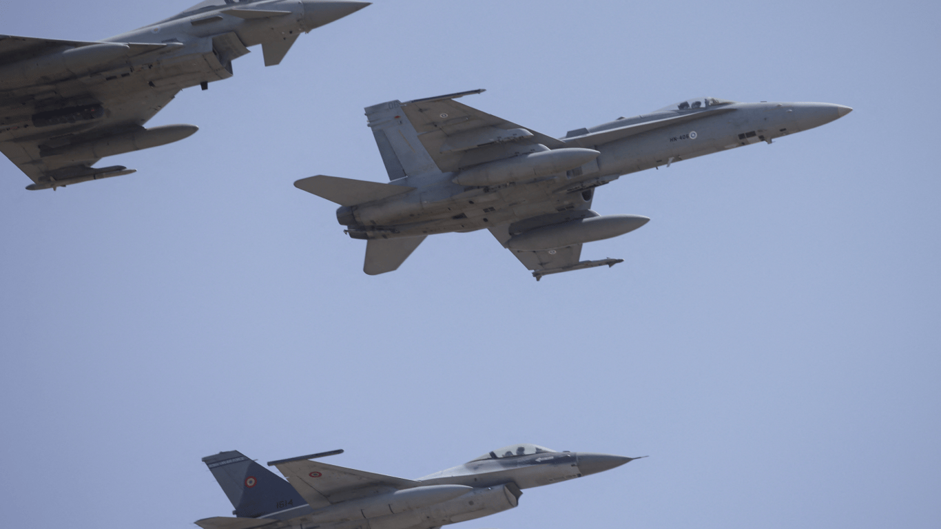 Когда в Дании завершится подготовка украинских пилотов на F-16