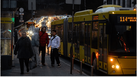 Пільги в транспорті — кому не потрібно платити за проїзд у грудні - 285x160