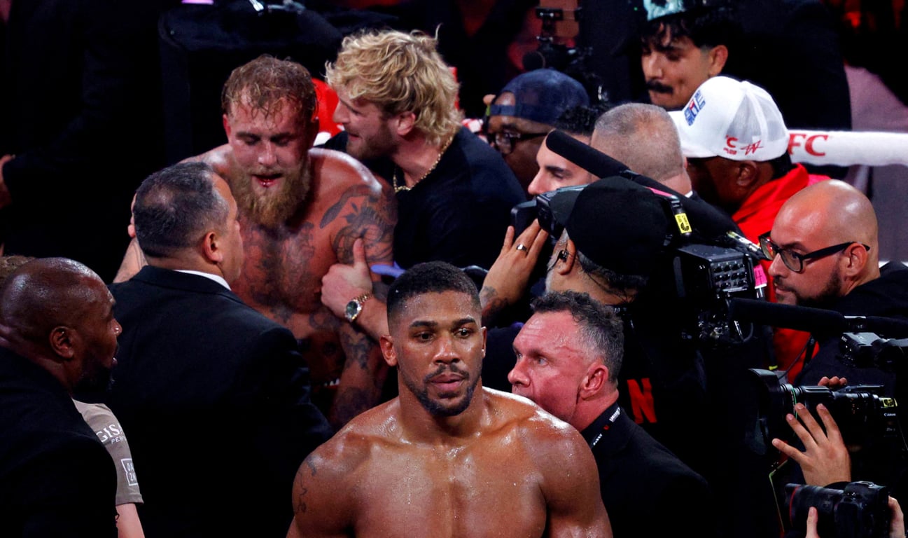 Энтони Джошуа после боя с Джейком Полом 19 декабря 2025 года