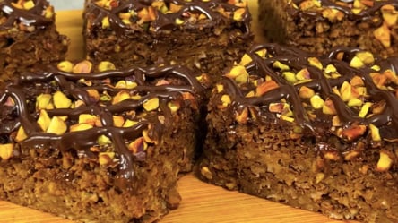 Насмачніший торт "Дієтичний" — рецепт без цукру, борошна та масла - 285x160