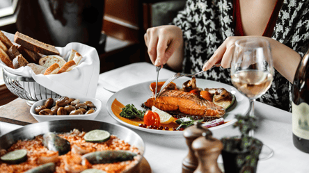 Ресторан Мишлен столкнулся с хейтом из-за подачи десерта - 285x160