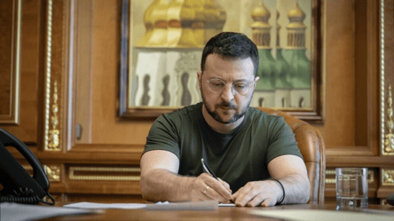 Зеленський підписав закон про відпустки військовим після умовно-дострокового звільнення - 290x160