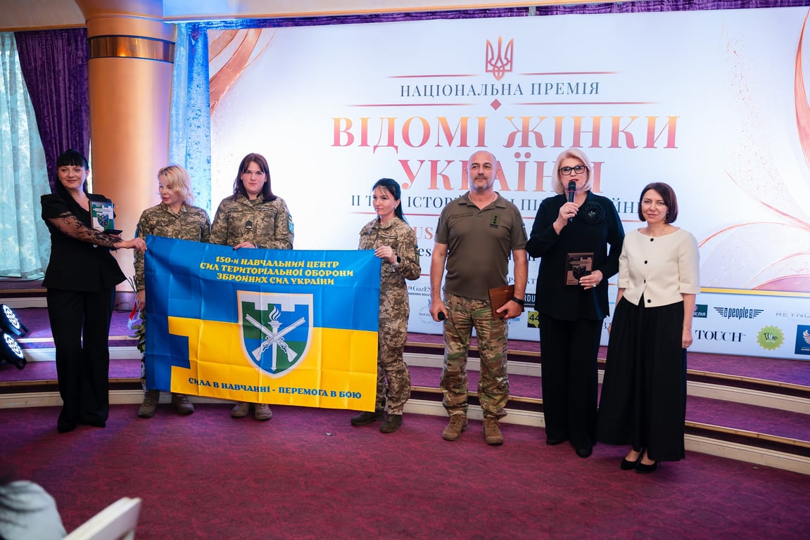 У Києві презентували другий том книги про видатних українок під час війни - фото 5