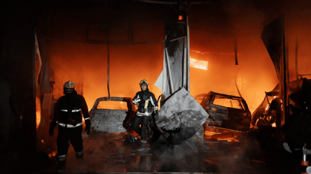 Вибух на Оболоні в Києві — у ДСНС показали наслідки - 290x166