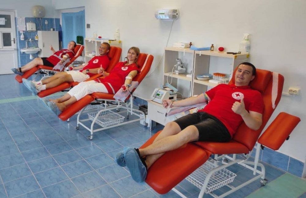 День донора — як правильно здати кров та відновити організм після цього - фото 1