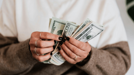 Черный рынок качает — что происходит с курсом доллара - 285x160