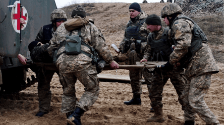 В Украине приняли закон о продлении сроков лечения для военных - 285x160