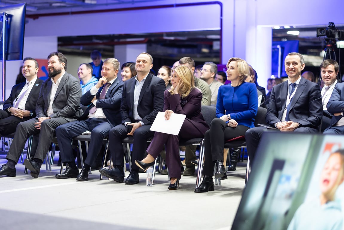 Елена Зеленская посетила стратегическую сессию