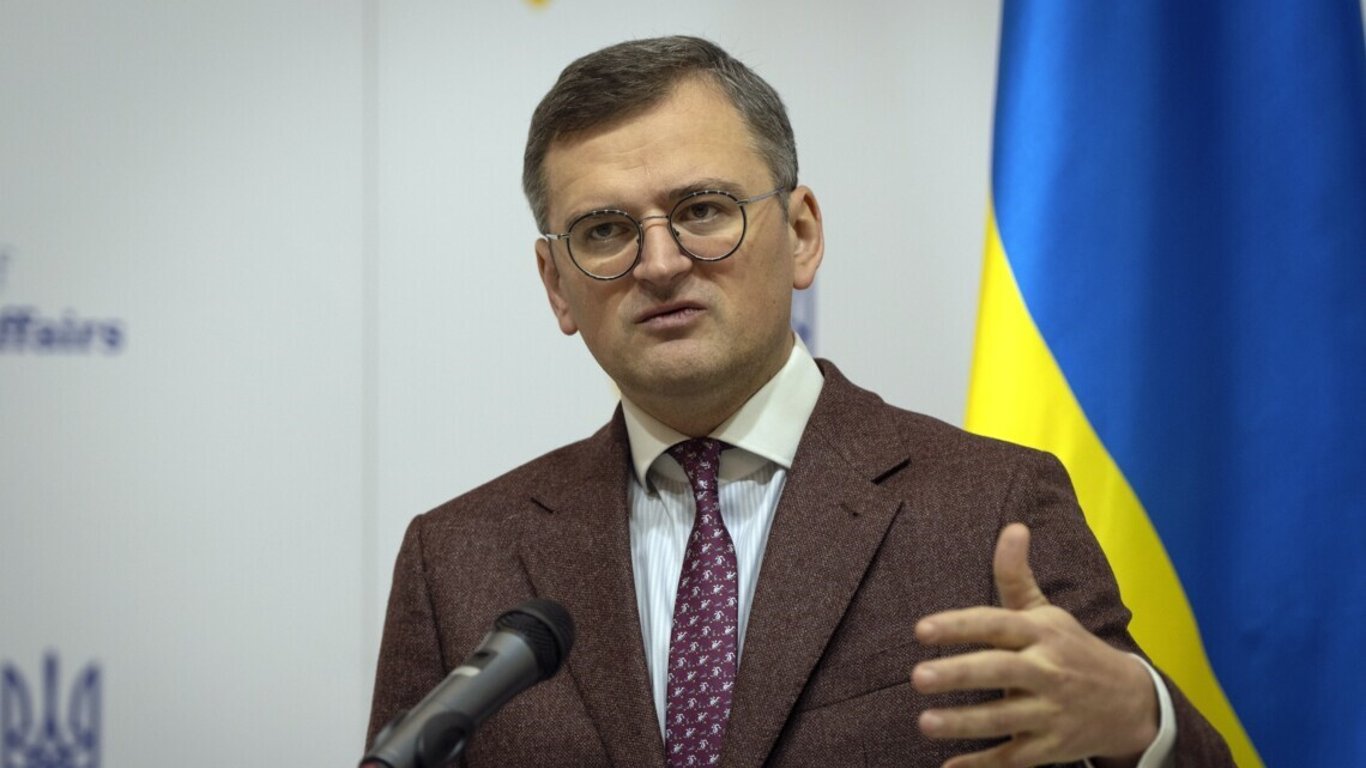 Кулеба рассказал о приоритетах Украины в войне в 2024 году