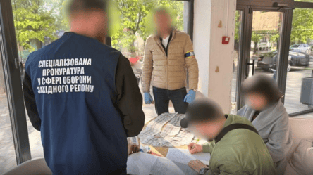 За взятку обещал снять с розыска: на Волыни будут судить работника ТЦК - 285x160