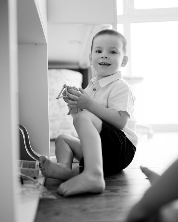 Розчулило до сліз: дружина Тімура Мірошниченка замилувала ніжною фотосесією синів - фото 3