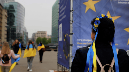 ЕС готовится предоставить Украине 50 млрд евро, — Bloomberg - 285x160