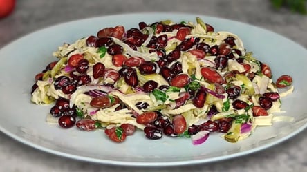 Салат "Дамский каприз" №1 — понадобится курица и гранат - 285x160