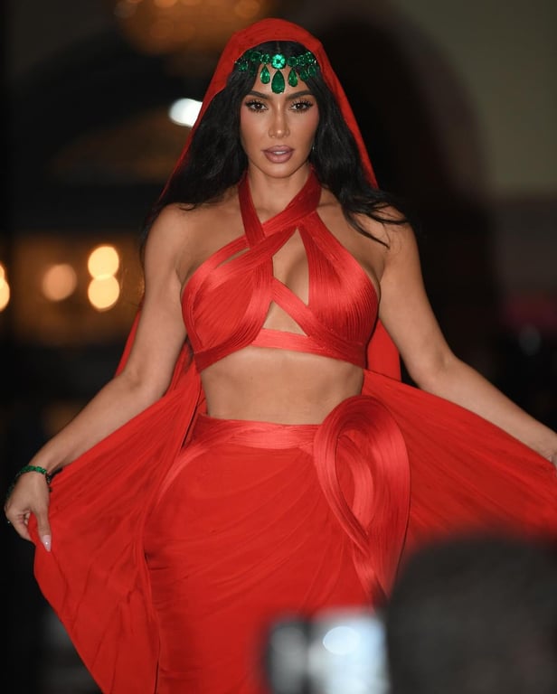 Кім Кардаш'ян на весіллі у Мумбаї