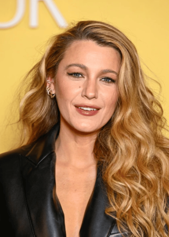 Blake Lively's stylish look will conquer summer trends