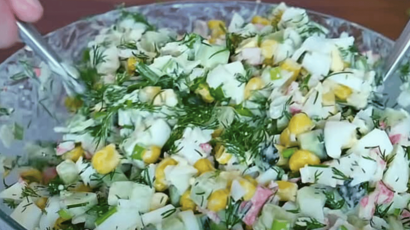 рецепт салата, який смачніше за крабовий та олівʼє