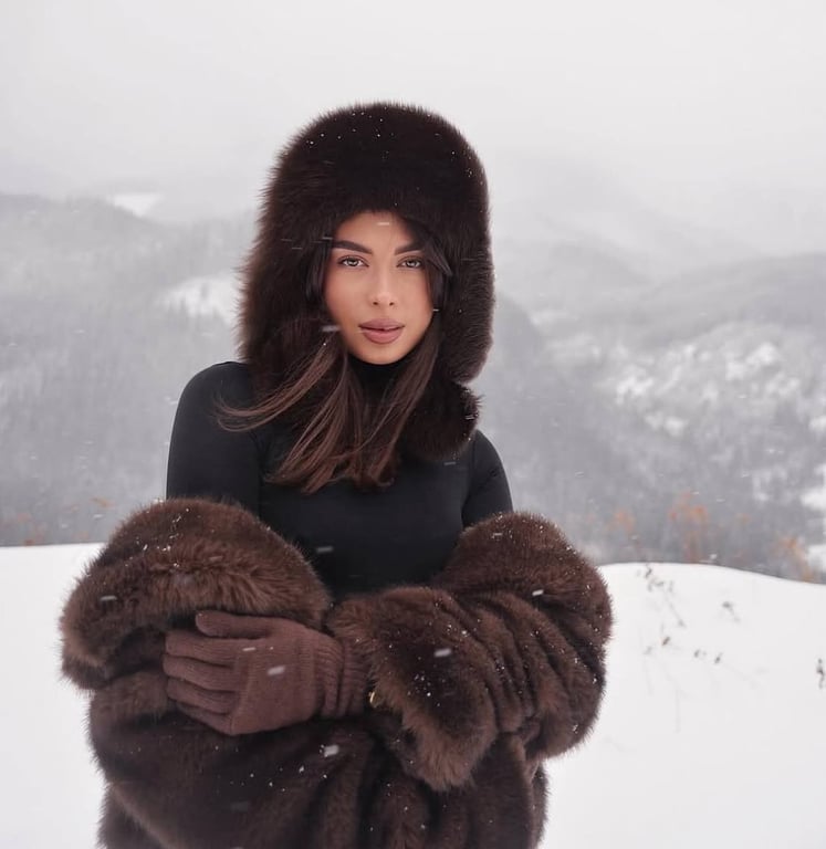 Хутряні шапки знову у грі