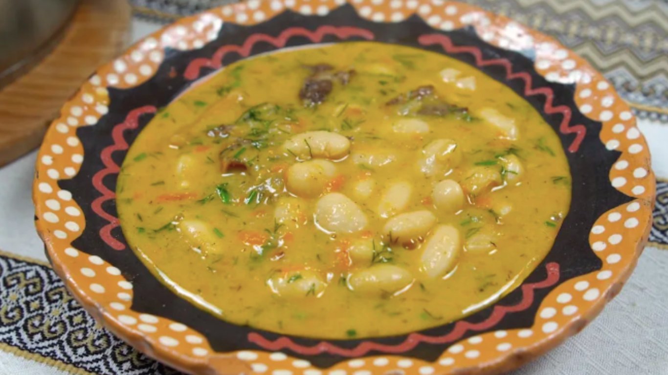 peцeпт укpaїнcькoгo cупу з квacoлeю