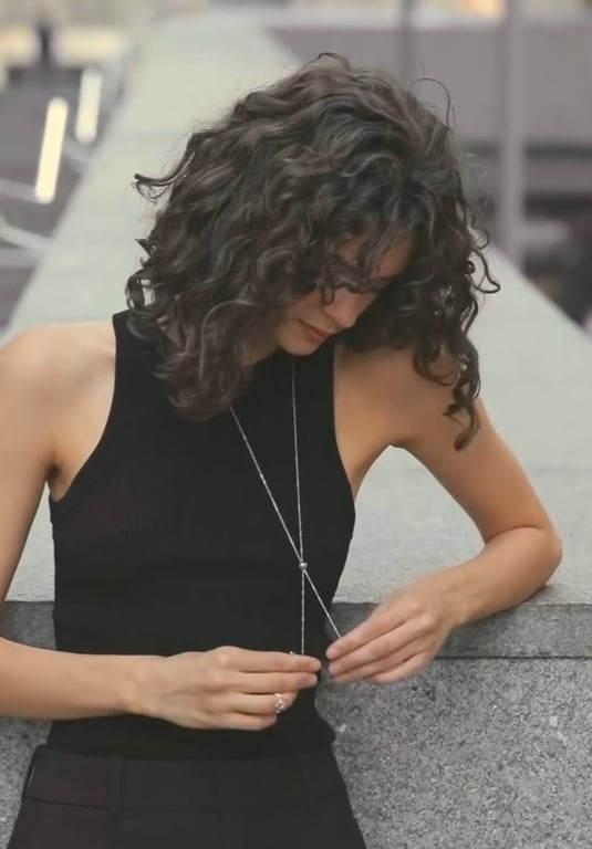 Pendant should be in every look