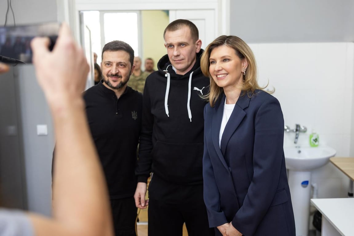 Володимир і Олена Зеленські відвідали поранених військових