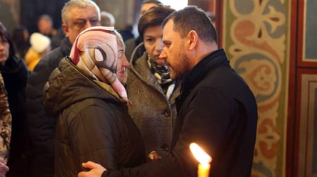 40 днів від дня трагічної авіакатастрофи: Клименко і колектив МВС вшанували пам'ять Монастирського та загиблих колег - 285x160