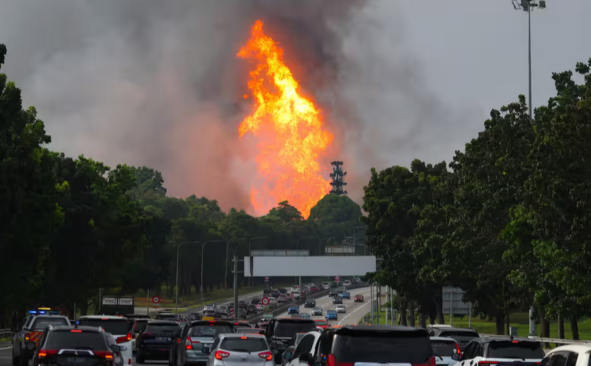 У Малайзії через масштабну пожежу пошкоджено пів сотні будинків - фото 2