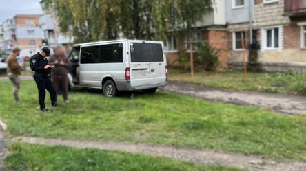 На Львівщині чоловік напав на військового ТЦК і стріляв у поліцейського - 290x160
